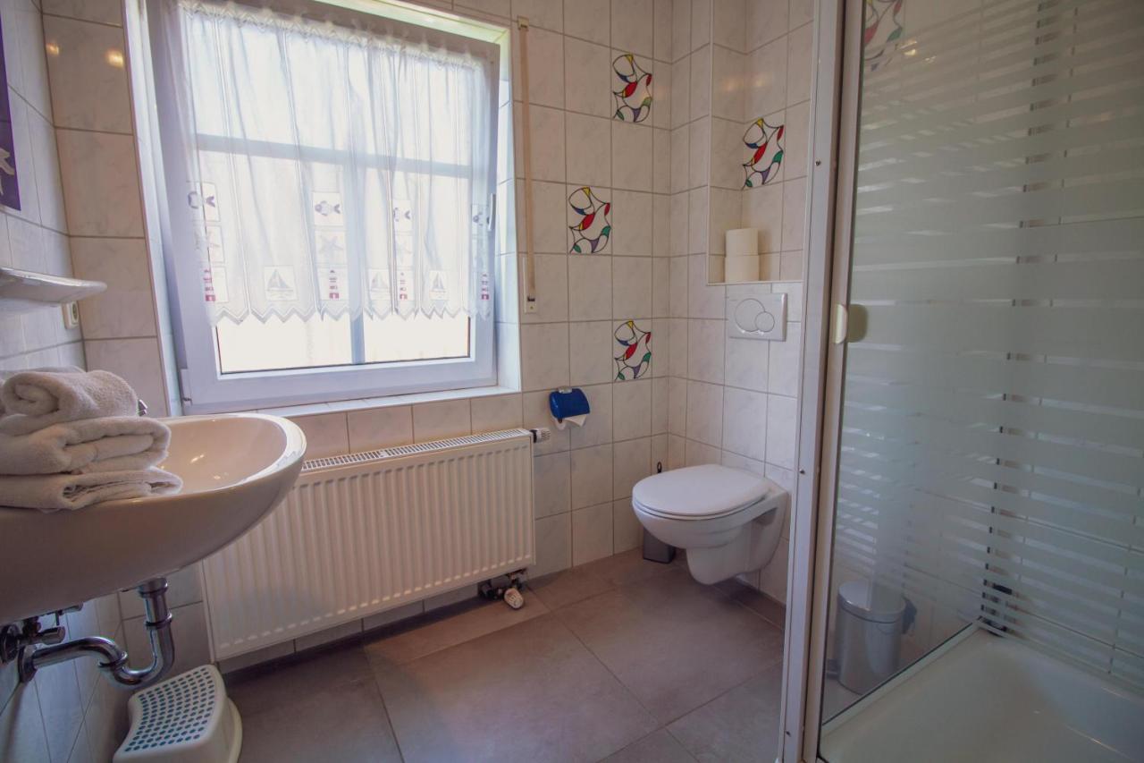 Haus Leuchtturm - Flut Daire Krummhörn Dış mekan fotoğraf